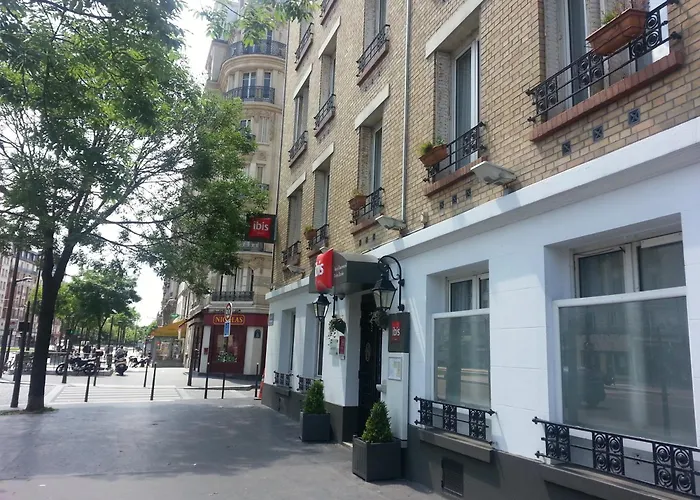 Ibis Daumesnil Porte Doree Paris